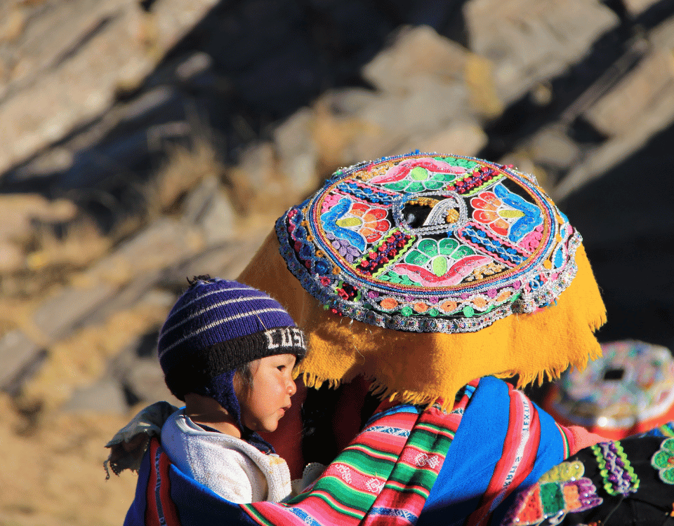 Rencontre avec la population péruvienne, activité possible grâce à Christophe le voyagiste sur mesure
